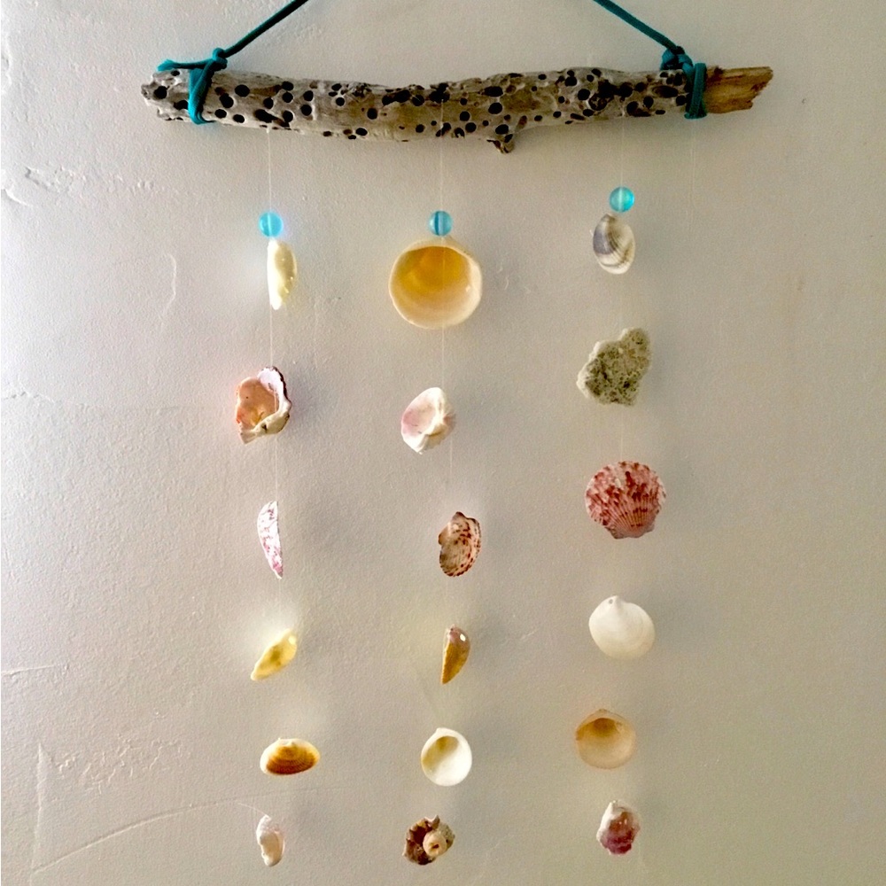 Hawaii Bob’s Coastal wind chime Seashell Bahamas Island Wood